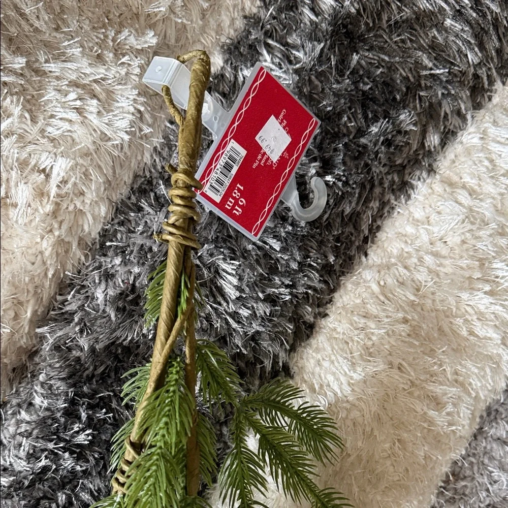 Green Pine Garland with Realistic Needles